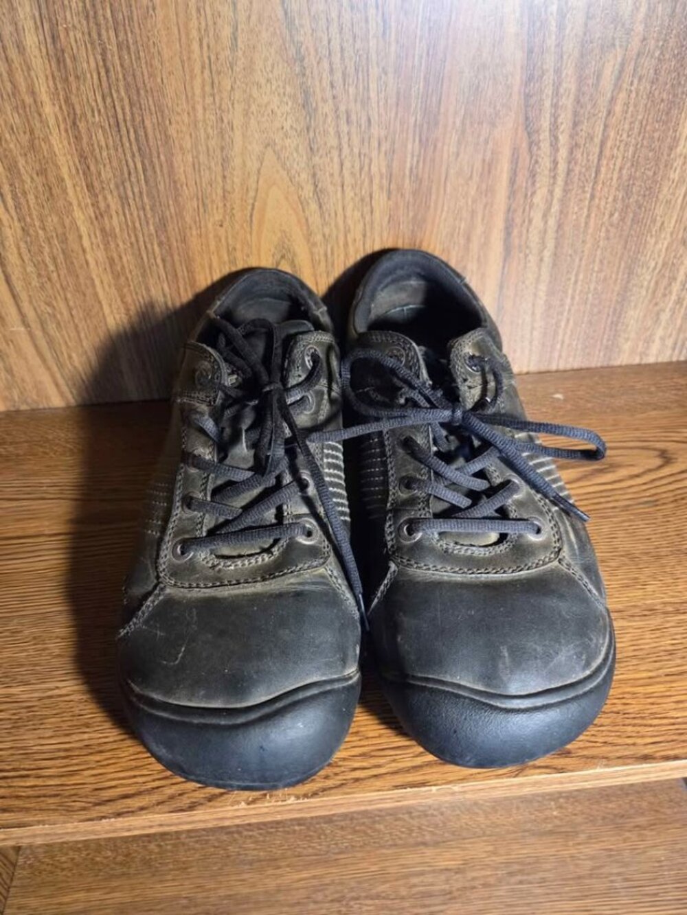 Size 11 Men's Black Leather Keen Oxford Shoes